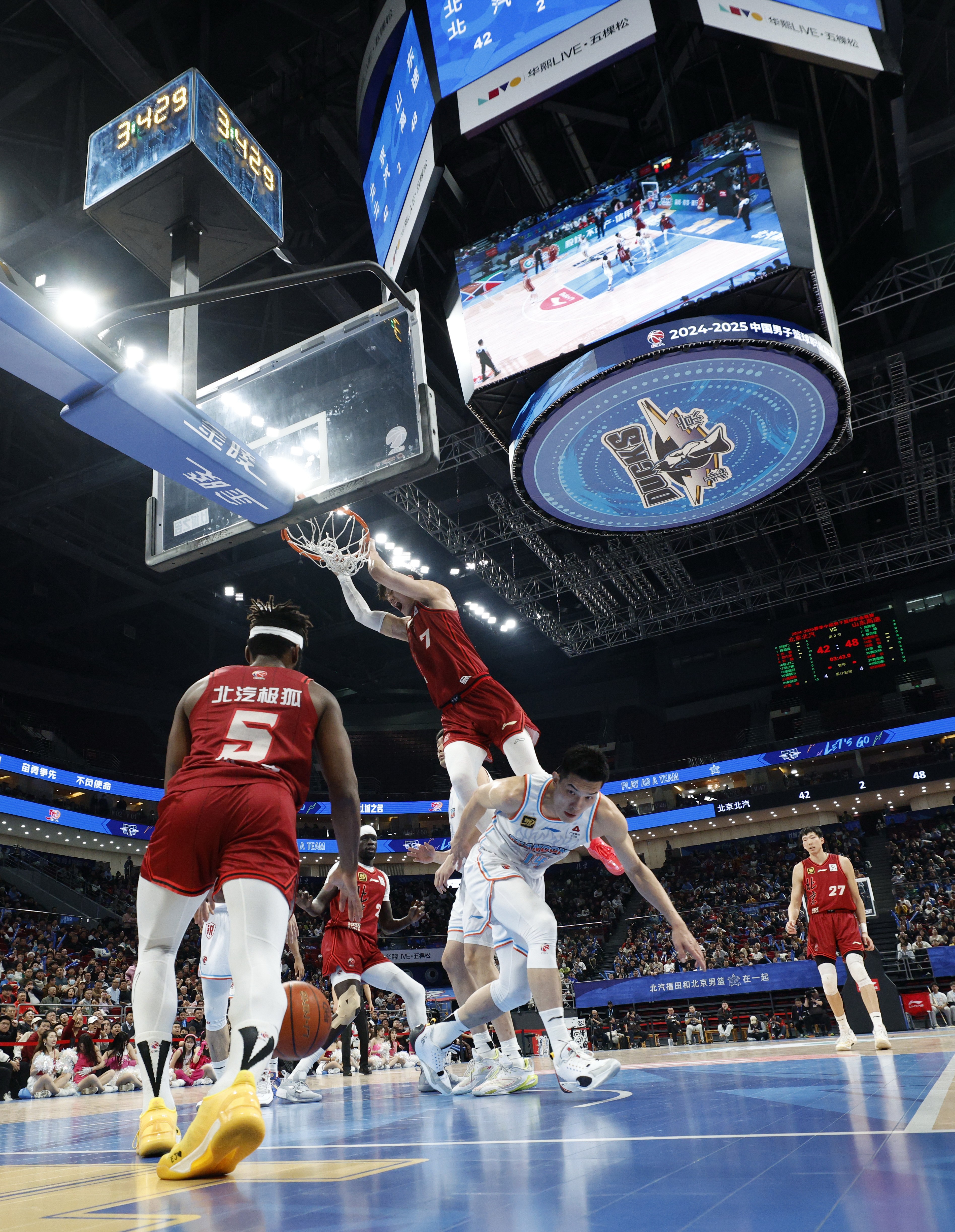 山东男篮训练开放日;赛后复出首秀引欢呼;NBA季后赛在即;控场能力受关注的简单介绍 山东男篮训练开放日;赛后复出首秀引欢呼;NBA季后赛在即;控场能力受关注的简单介绍