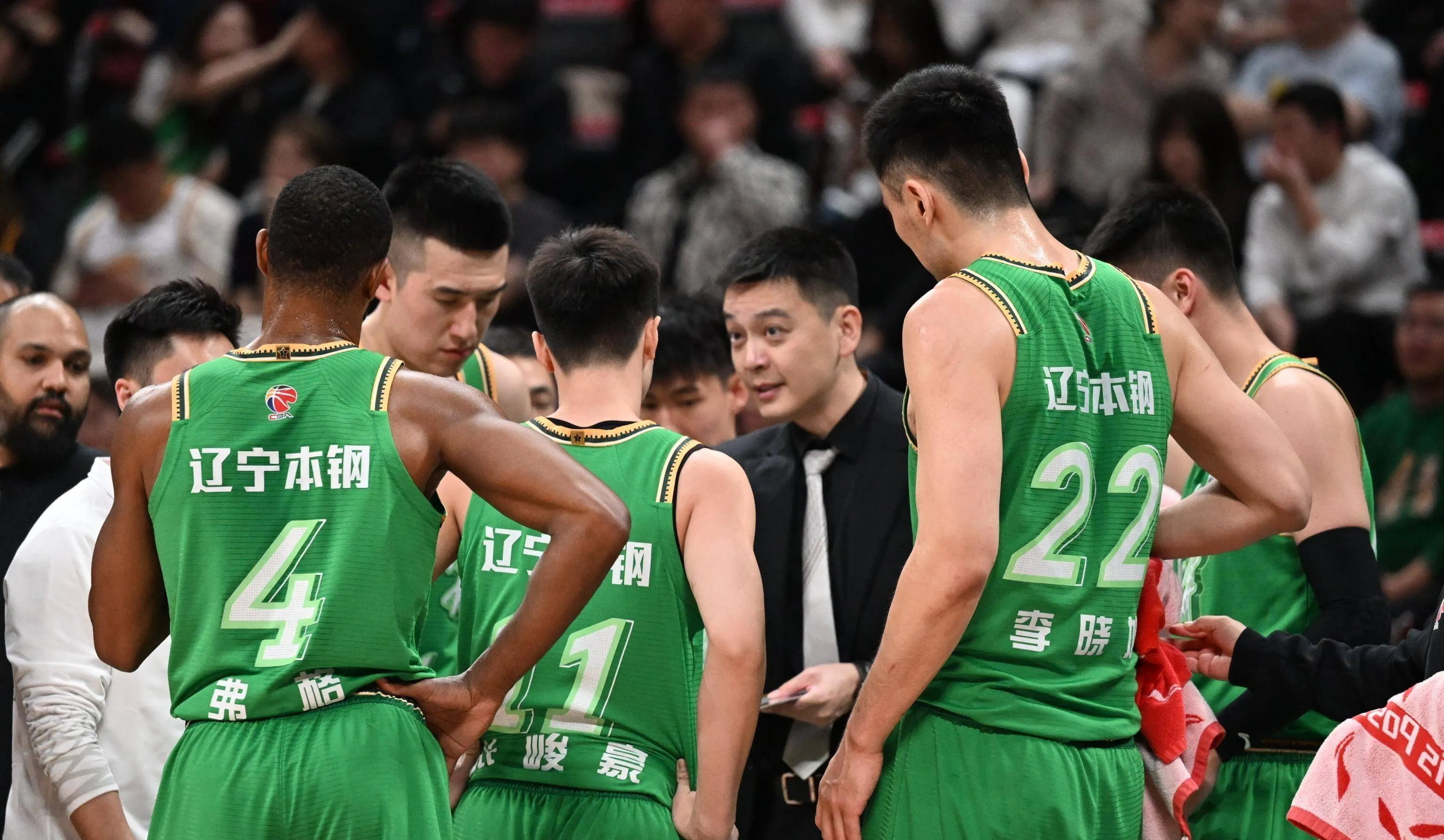 山东男篮训练开放日;赛后复出首秀引欢呼;NBA季后赛在即;控场能力受关注的简单介绍 山东男篮训练开放日;赛后复出首秀引欢呼;NBA季后赛在即;控场能力受关注的简单介绍